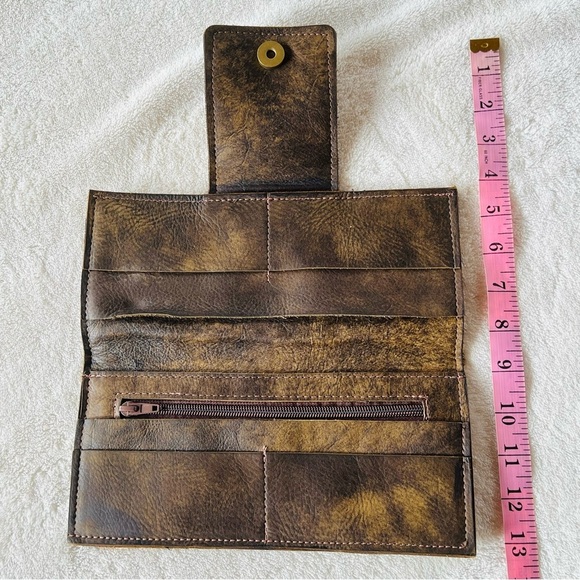 UPCYCLED COW HAIR LEOPARD PRINT LEATHER LONG BI-FOLD WALLET CLUTCH - Picture 5 of 12